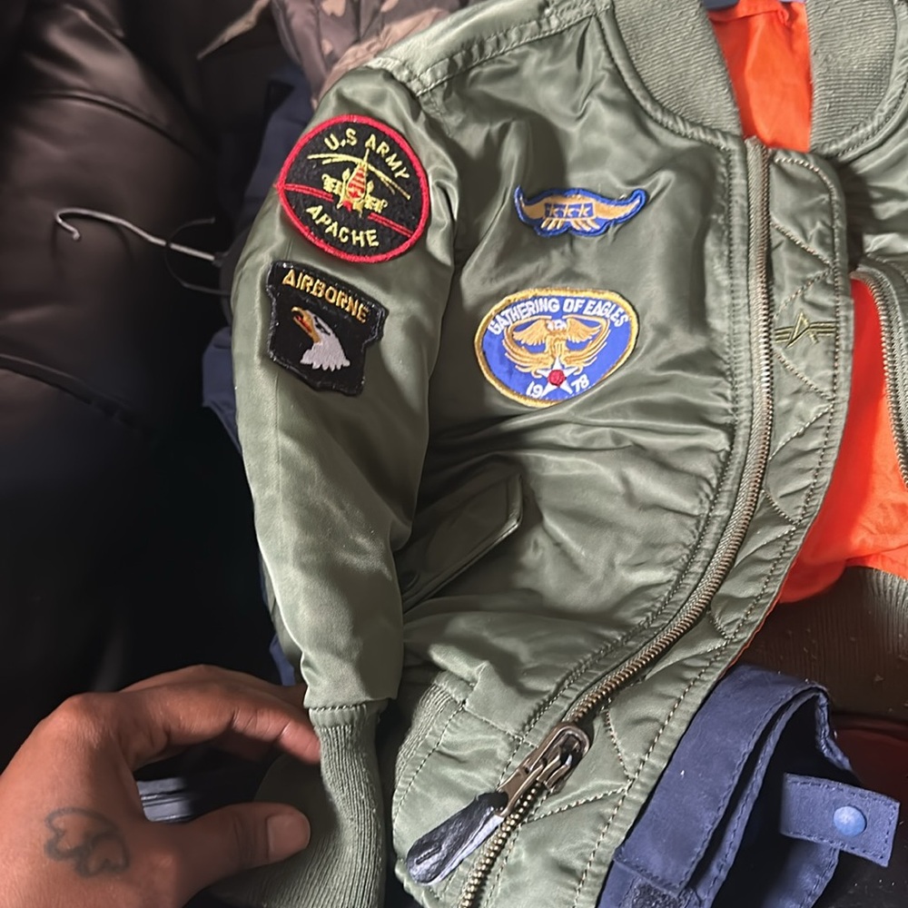 Flight Jacket - Picture 2 of 4